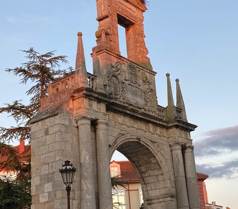 ARCO FERNÁN GONZÁLEZ