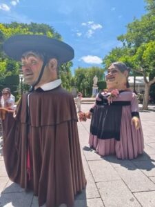 GIGANTILLOS BURGOS